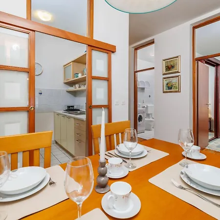 Beachfront Apartman Selce